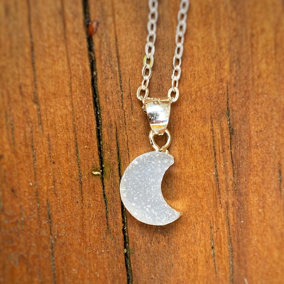 Druzy Moon Necklace - Picture 3 of 4